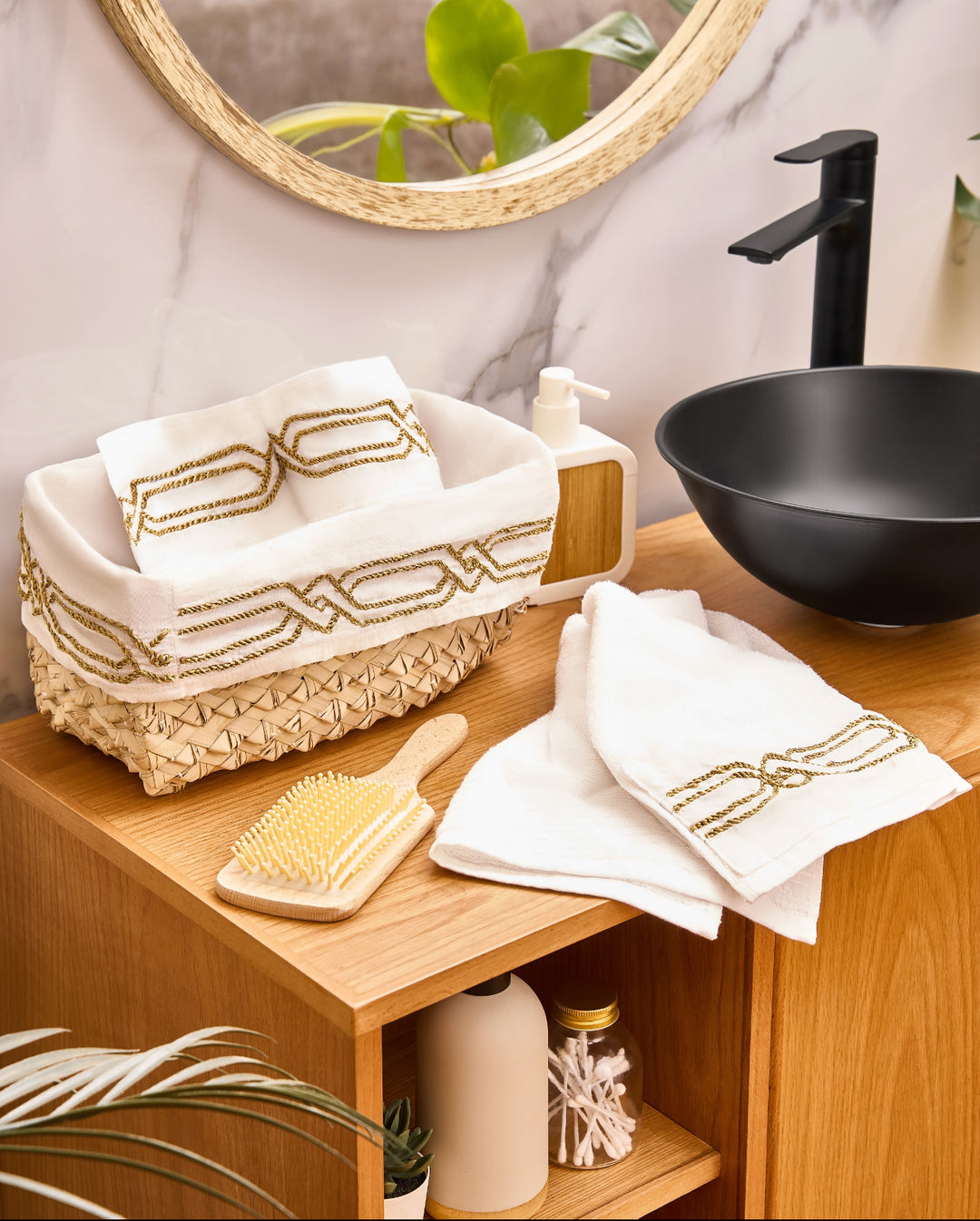 Towel box set