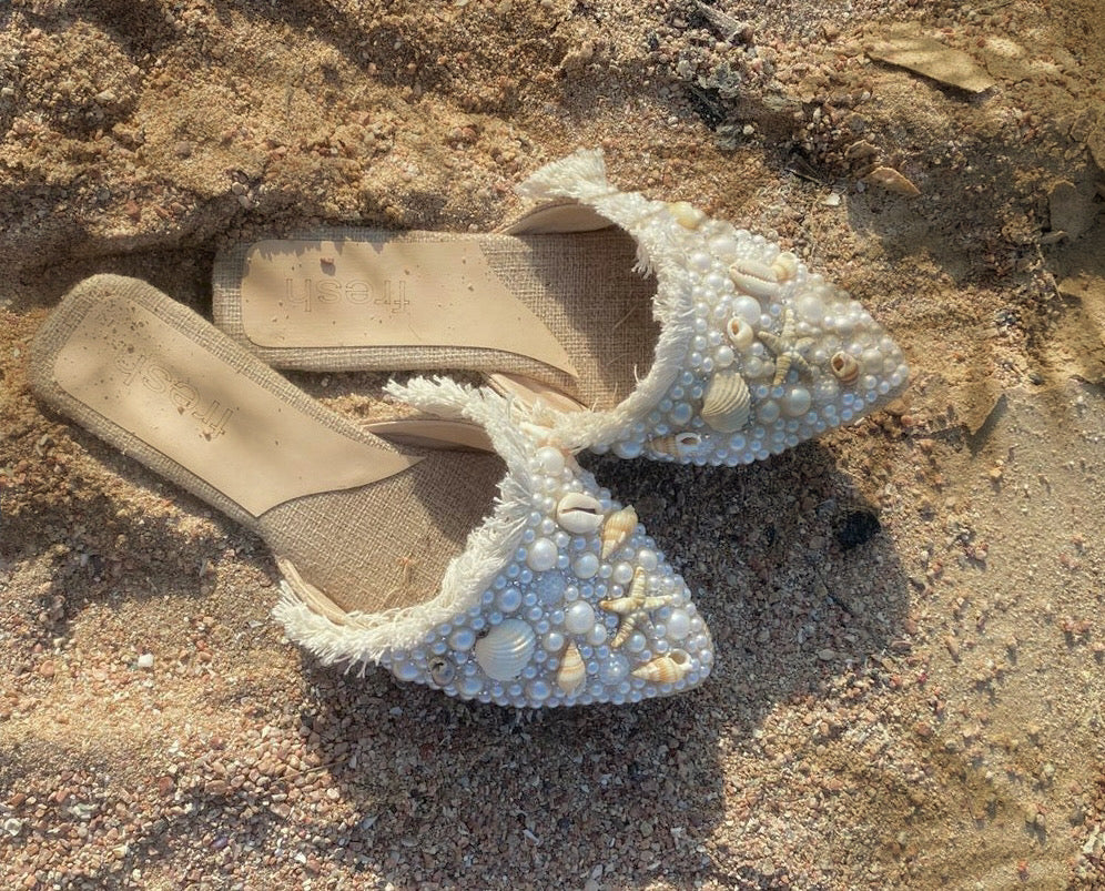 Seashell mules