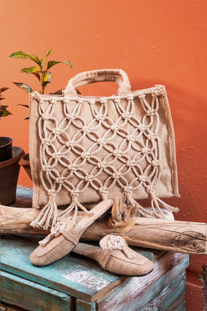 Macreme jute bag