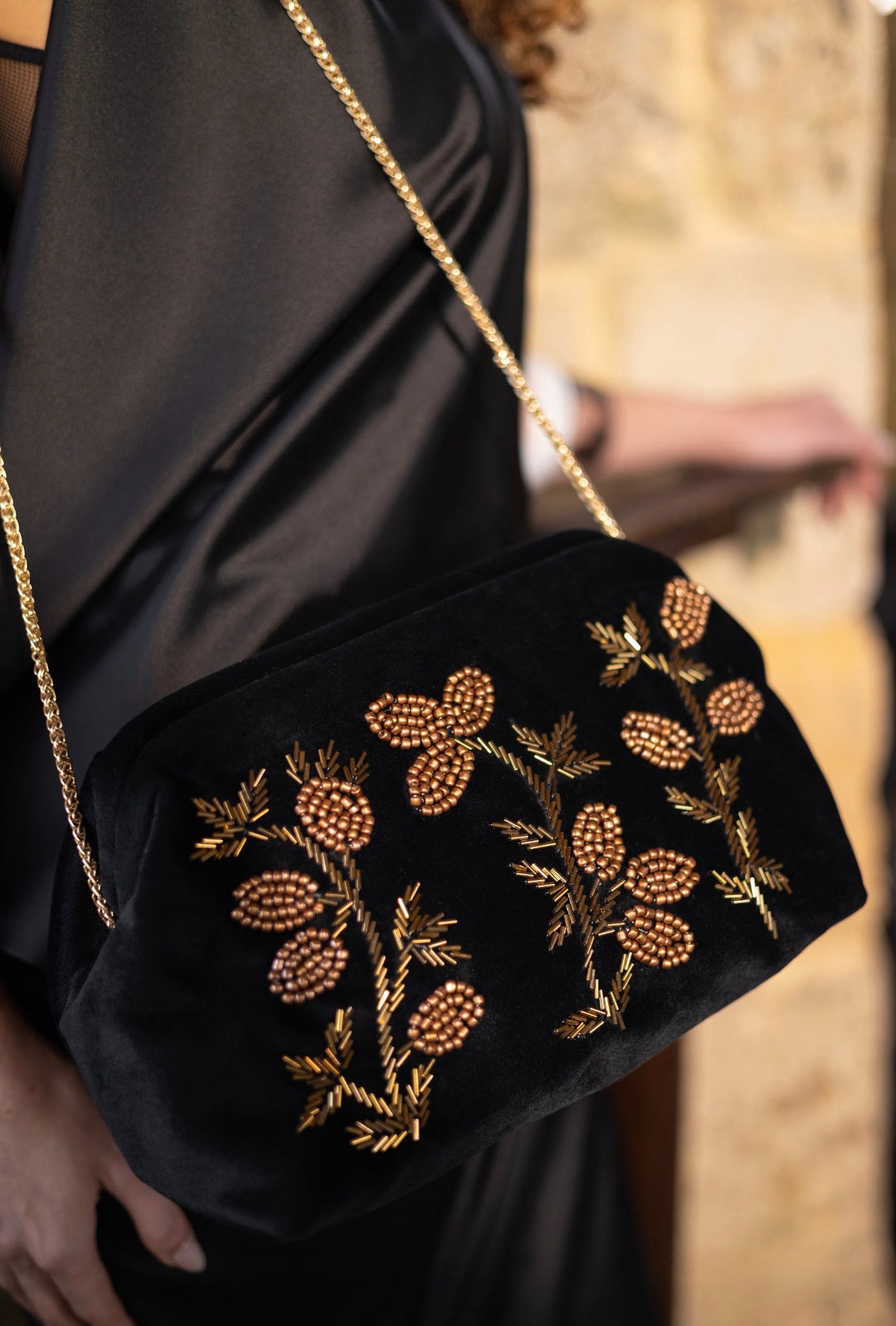 Black Flora Clutch