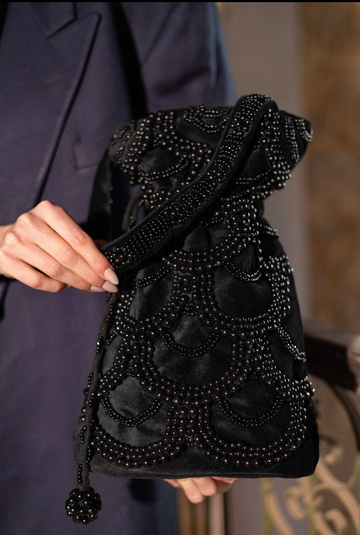Black pearl bag