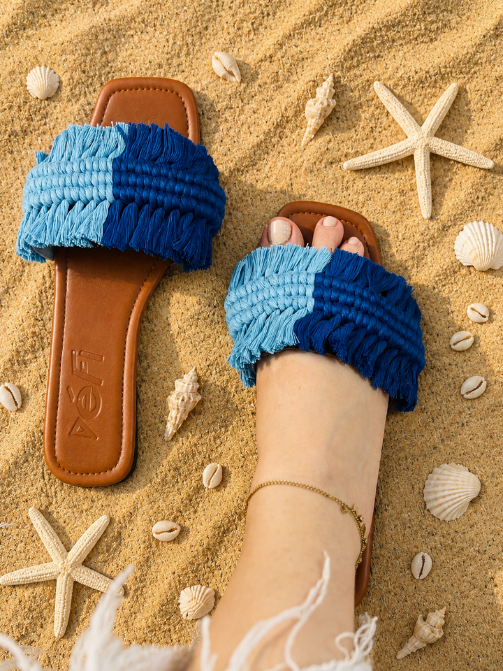 Multi color slipper