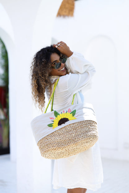 Sun flower wicker bag