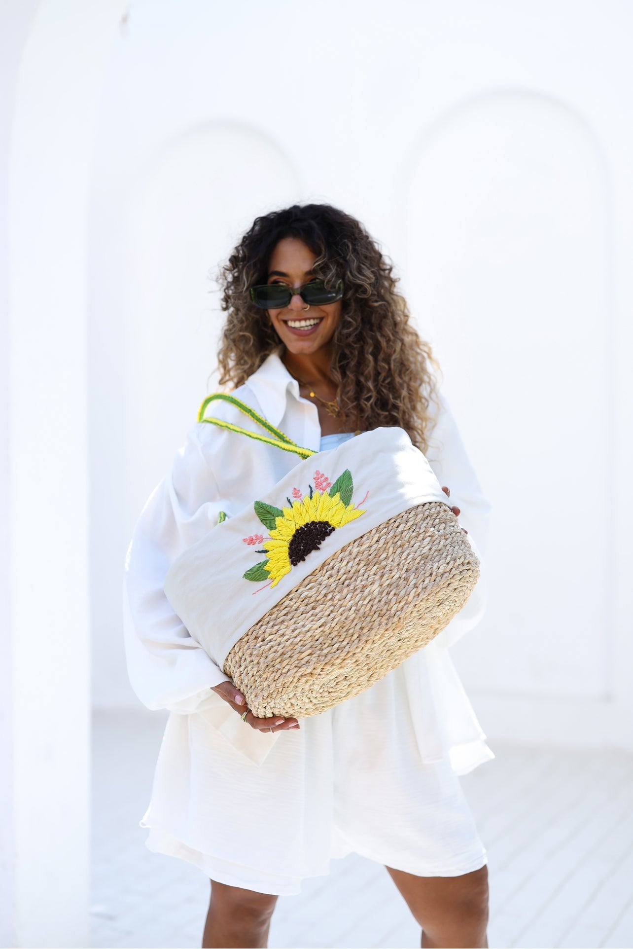 Sun flower wicker bag