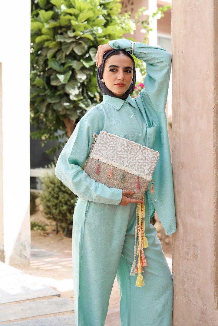 Zarqasha clutch