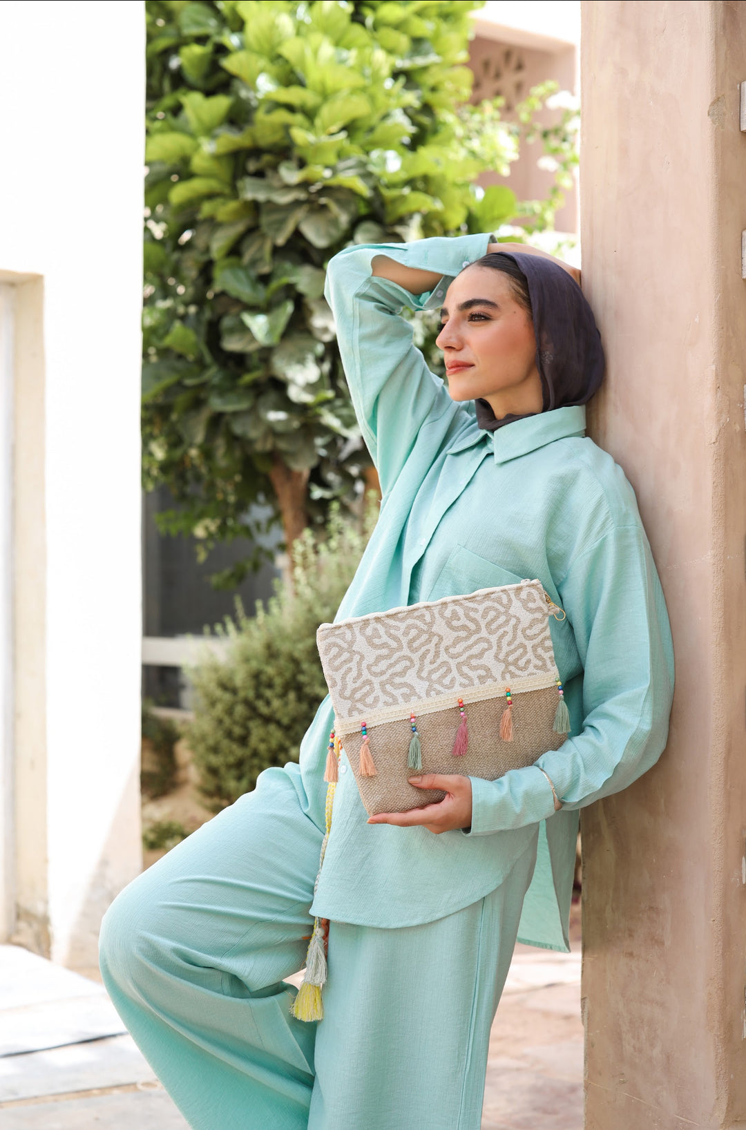 Zarqasha clutch