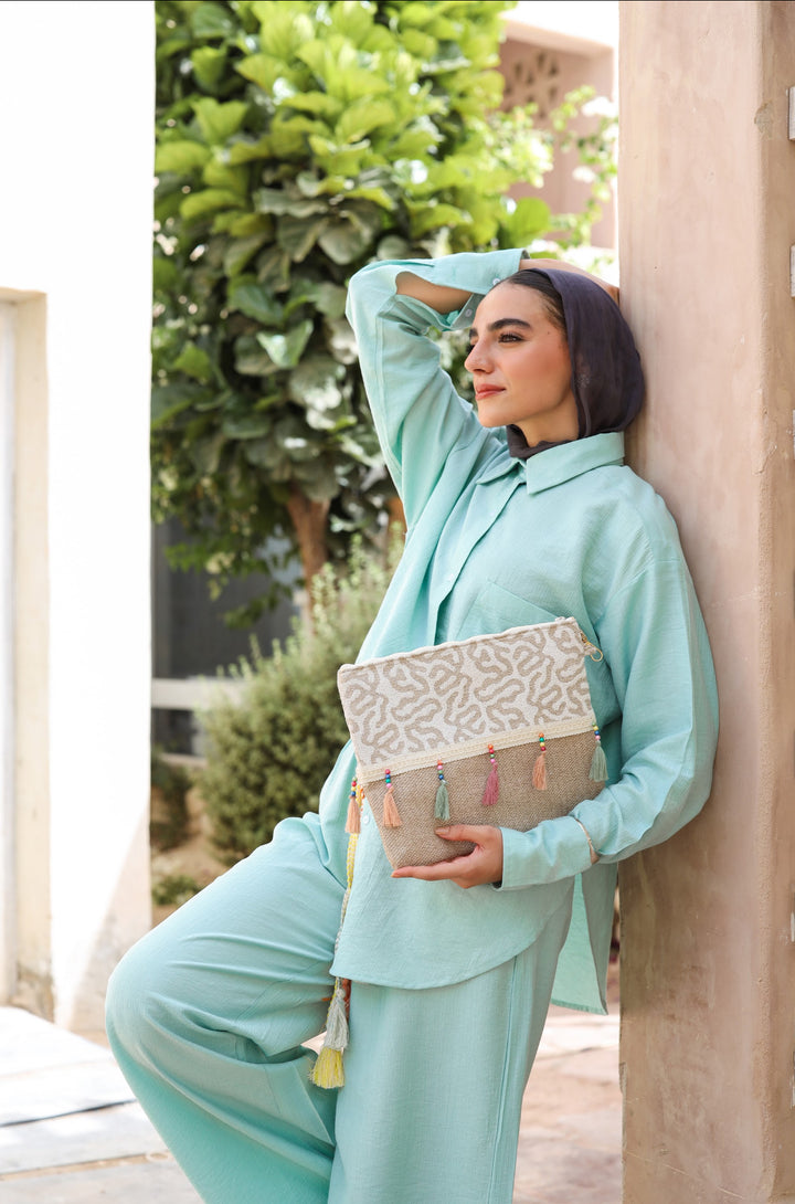 Zarqasha clutch