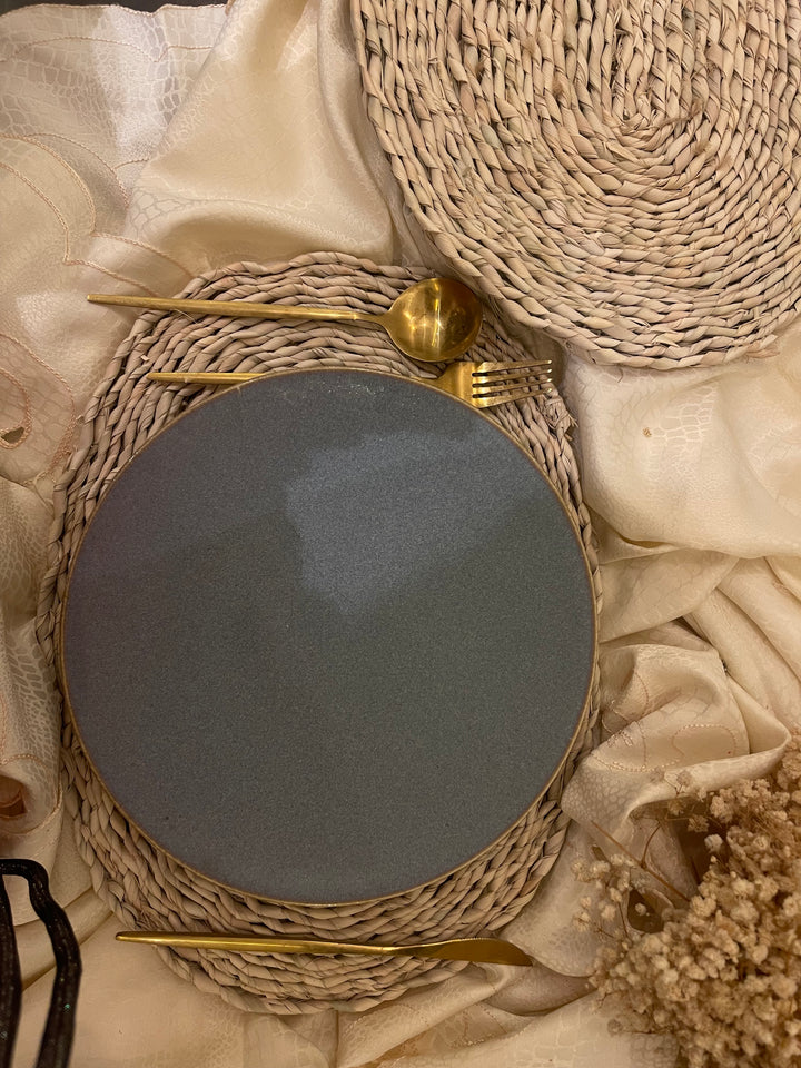 Oval placemat