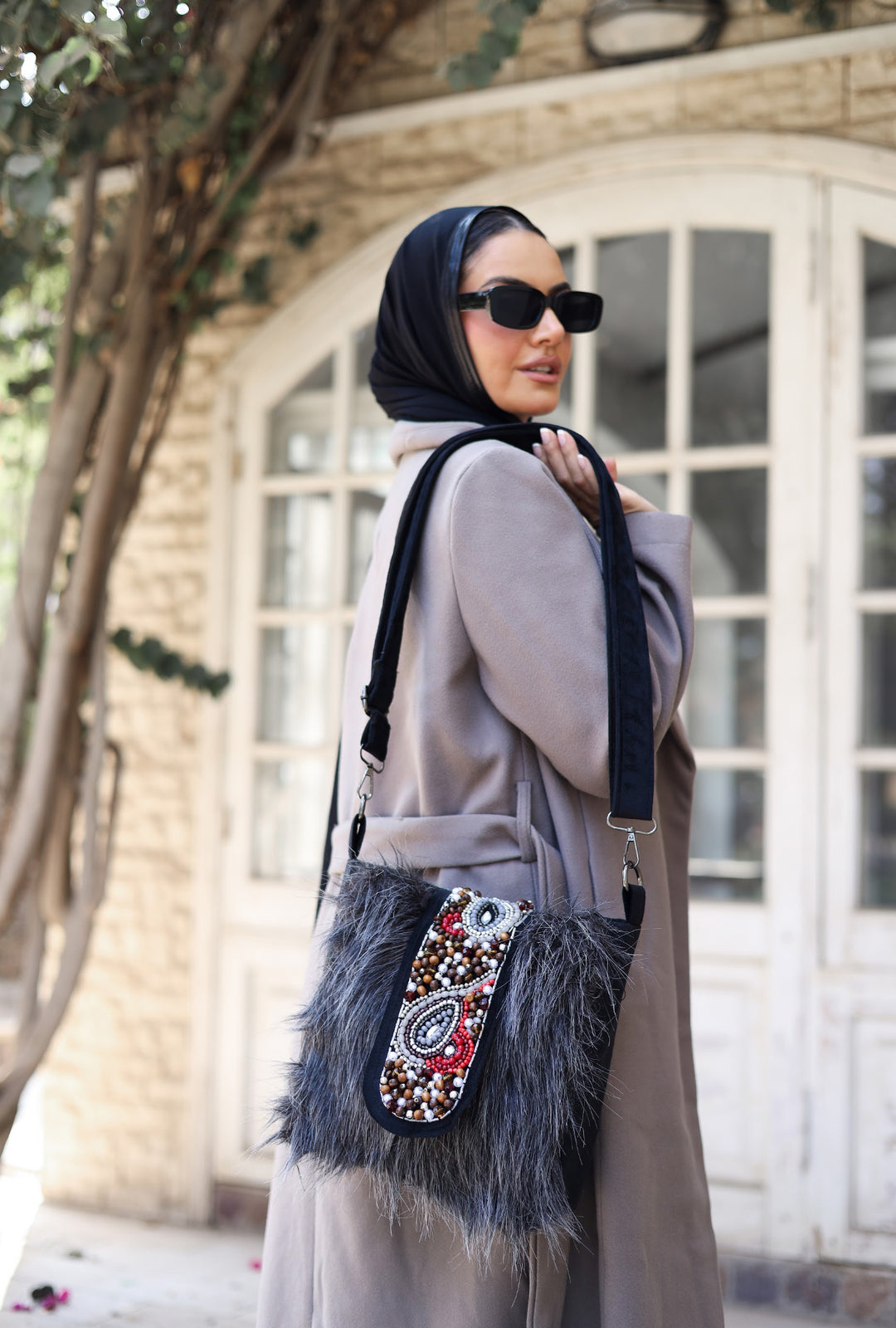 Gray x black fur bag elegance