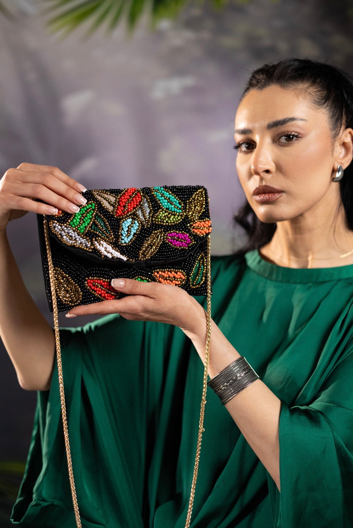 Iconic clutch