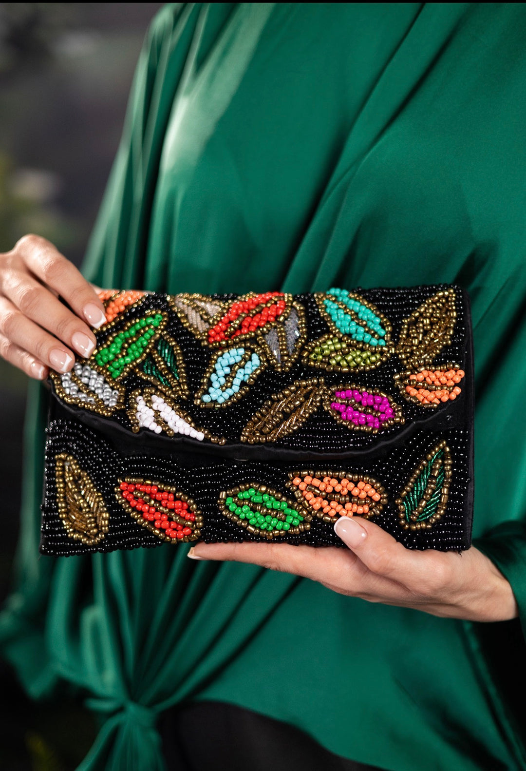 Iconic clutch