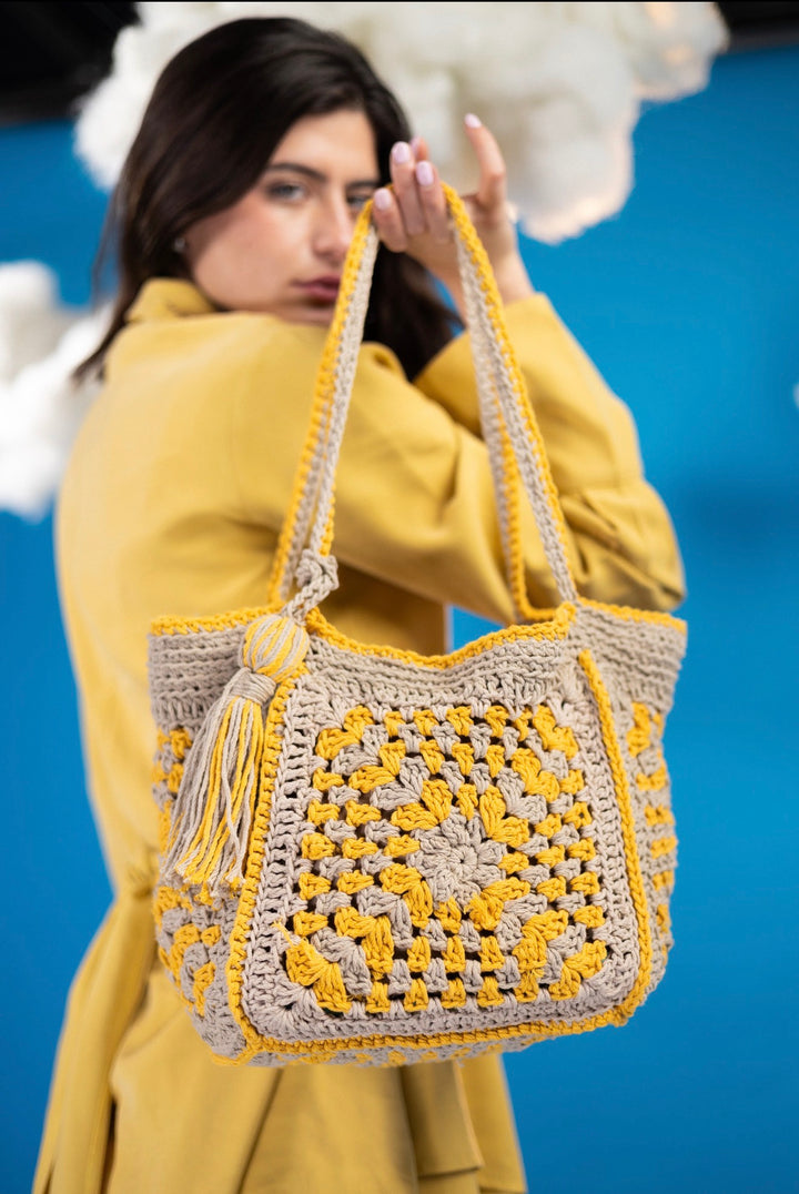 Sunbeam crochet bag
