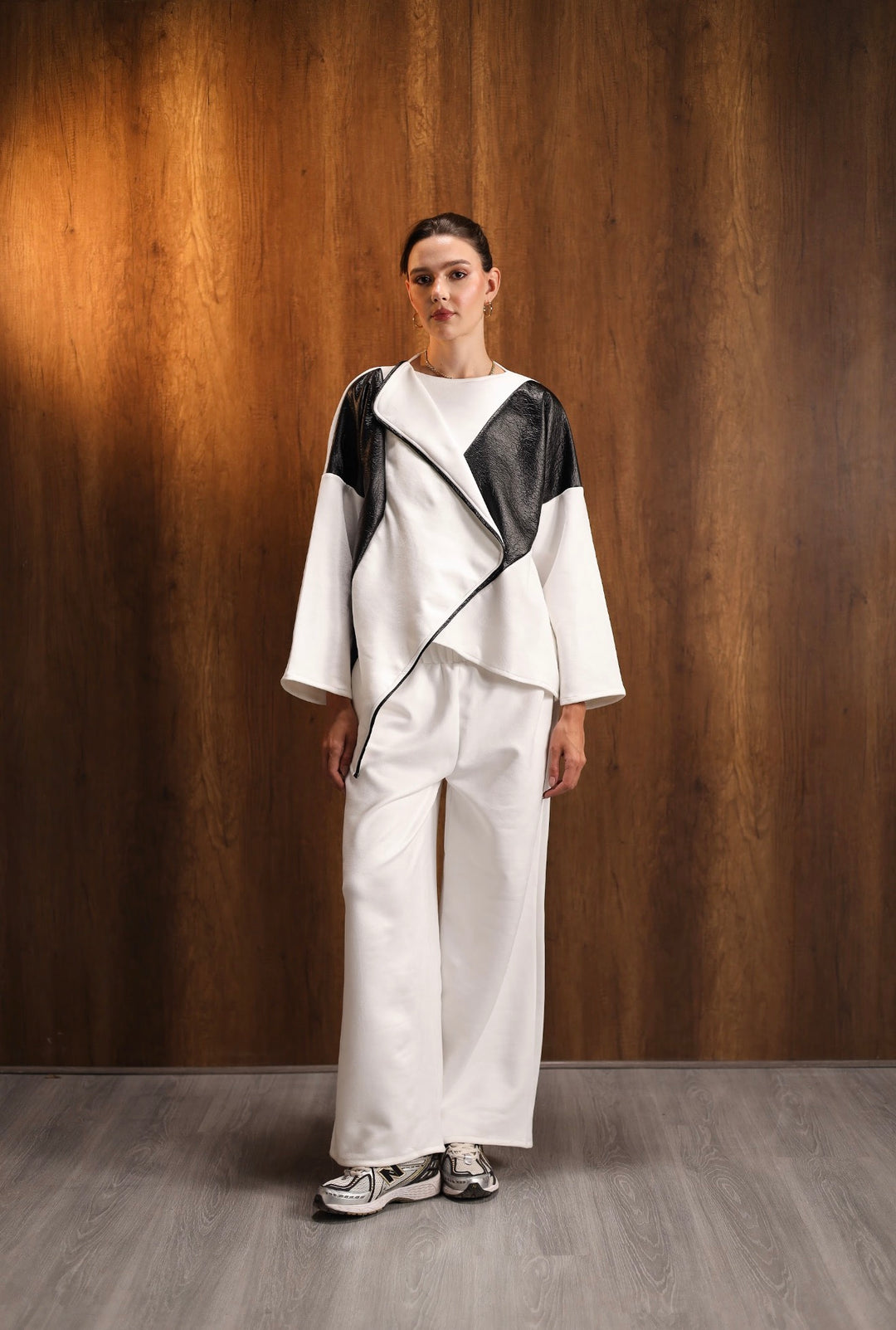 Monochrome wrap suit
