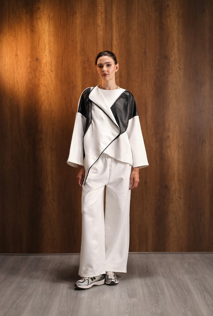 Monochrome wrap suit