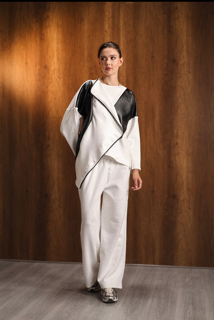 Monochrome wrap suit