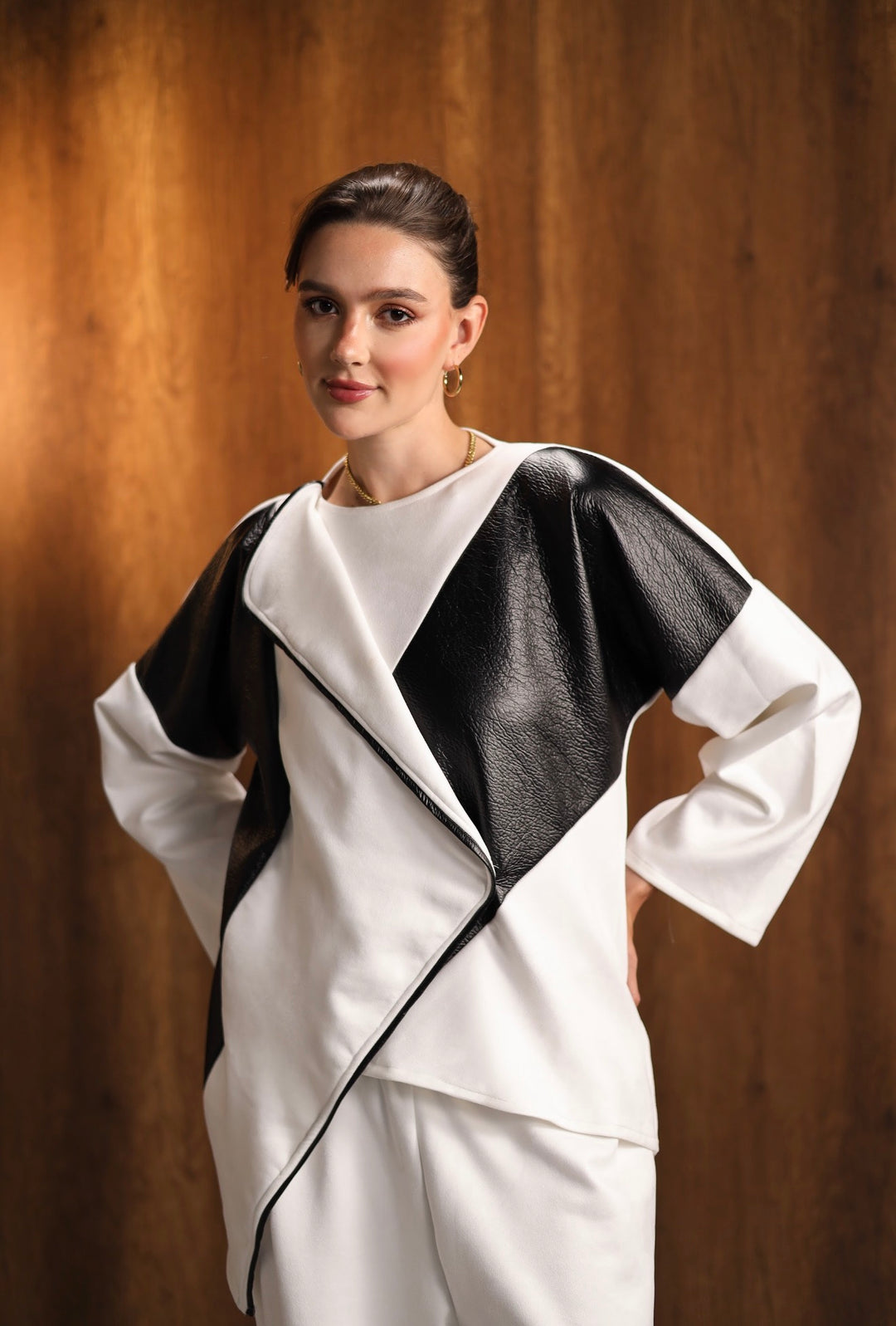 Monochrome wrap suit