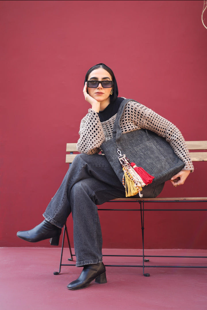 Casual denim bag with tassels beads