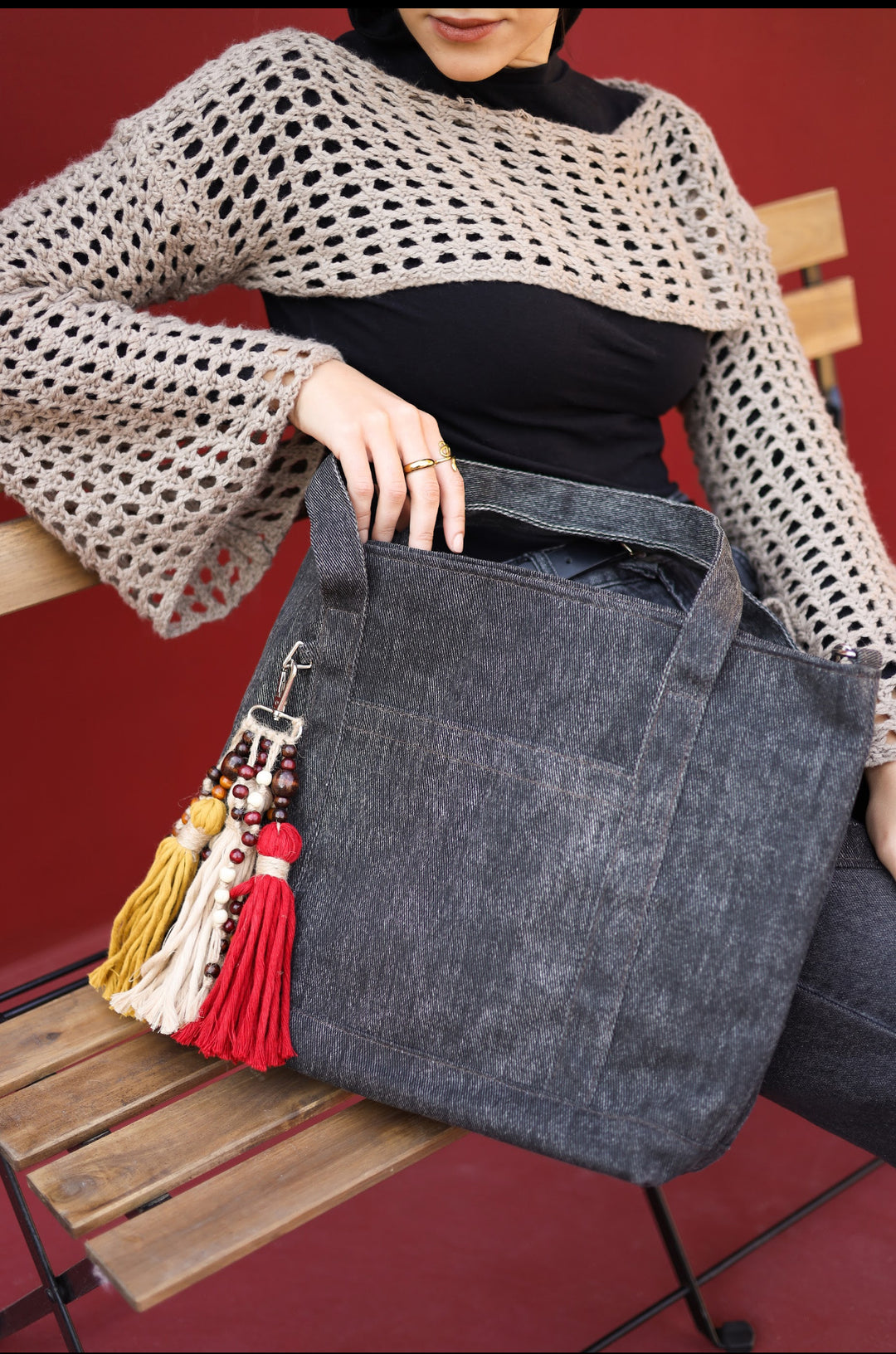 Casual denim bag with tassels beads