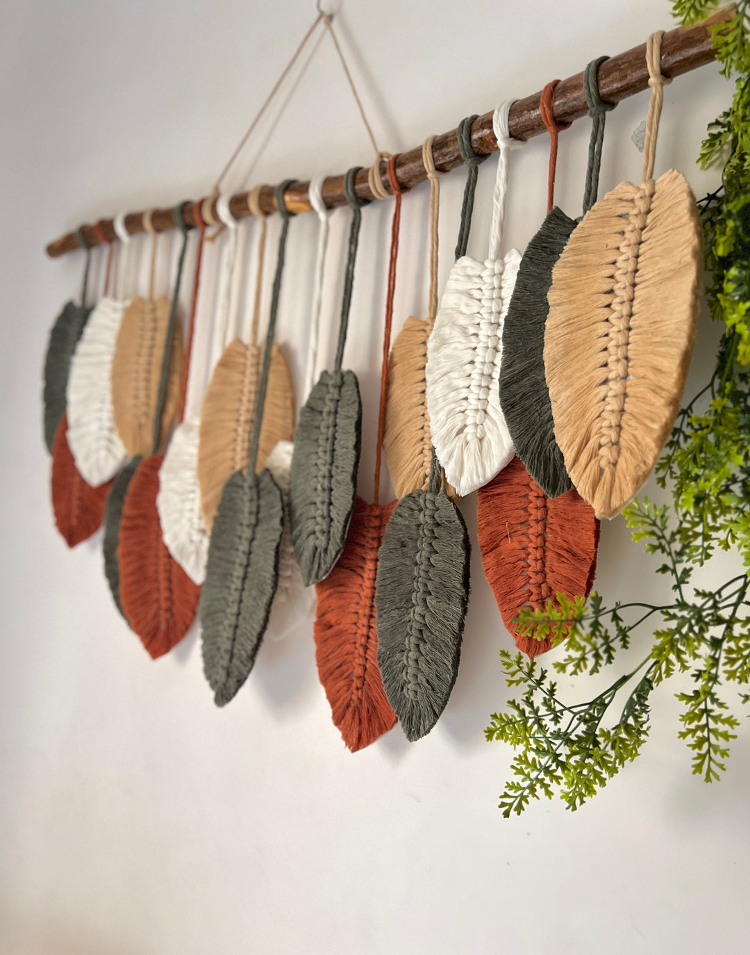 Macrame feathers wallhanging large size