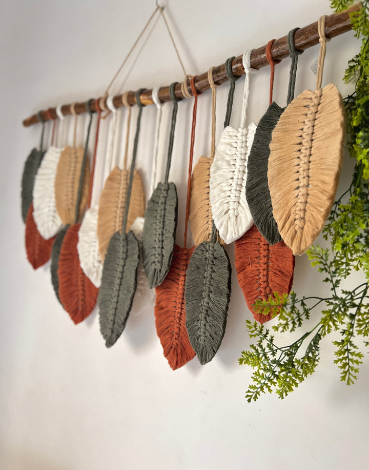 Macrame feathers wallhanging large size
