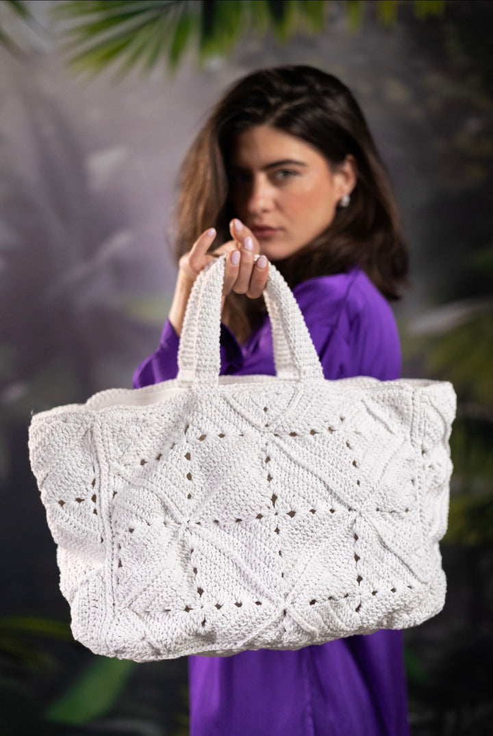Moon knit bag