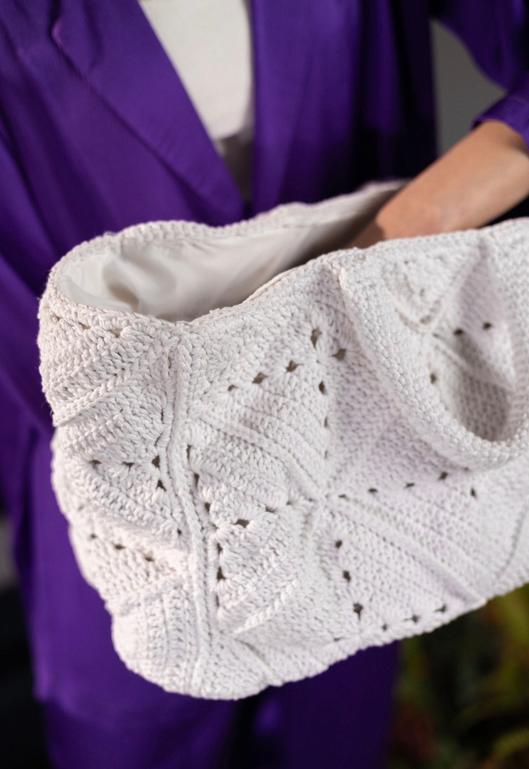 Moon knit bag