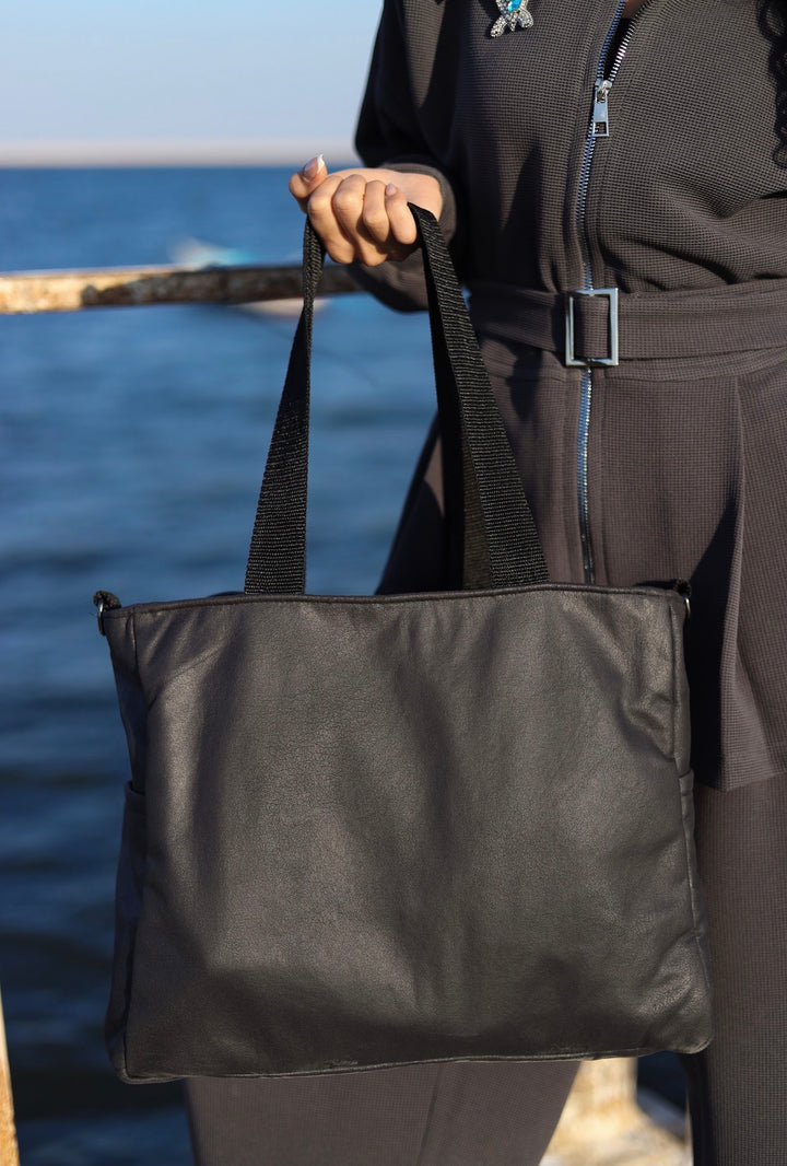 Nomad black  bag